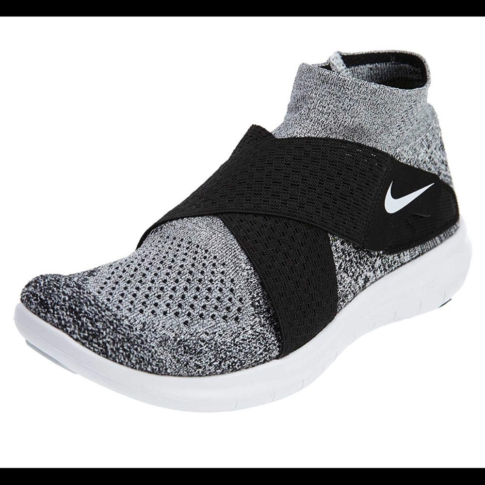 Women’s Nike Free Run RN Motion Shoes 10
